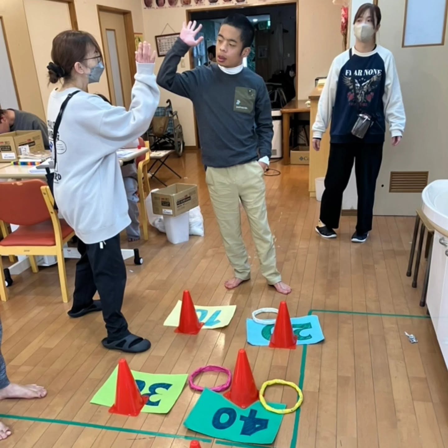ここにで体を動かす活動の様子